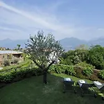 La Perla Di Sonenga - Giardino Apartment *