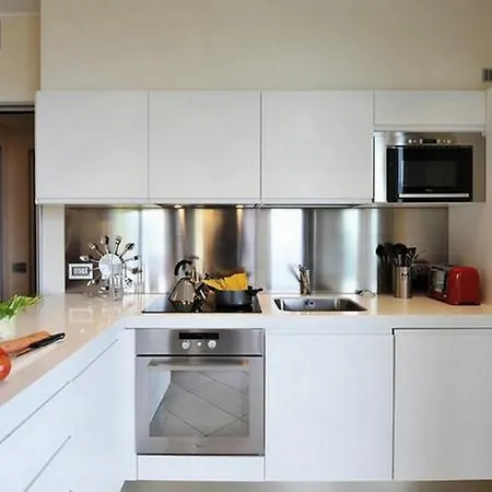 La Perla Di Sonenga - Giardino Apartment