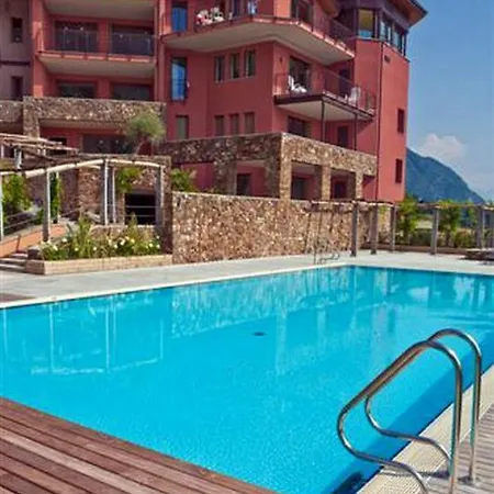 Apartment La Perla Di Sonenga - Giardino