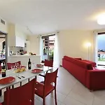 Apartament La Perla Di Sonenga - Giardino Menaggio